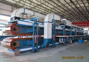 Ligne de production de panneaux sandwich en PU